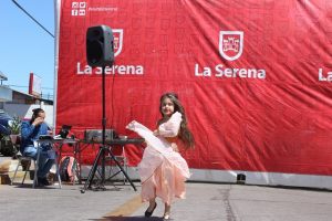 Reina Javivi se robó los aplausos y cautivó a los asistentes