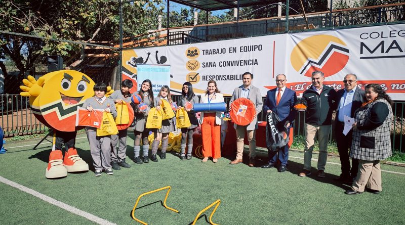 En colegio Manantiales de Elqui promueven ley aula activa con entrega de implementos